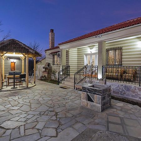 Vila 1 Korça Kültér fotó