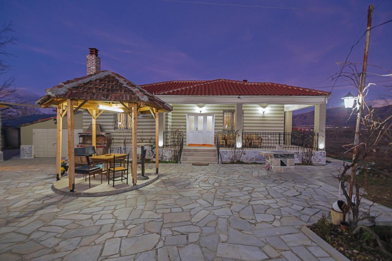Vila 1 Korça Kültér fotó