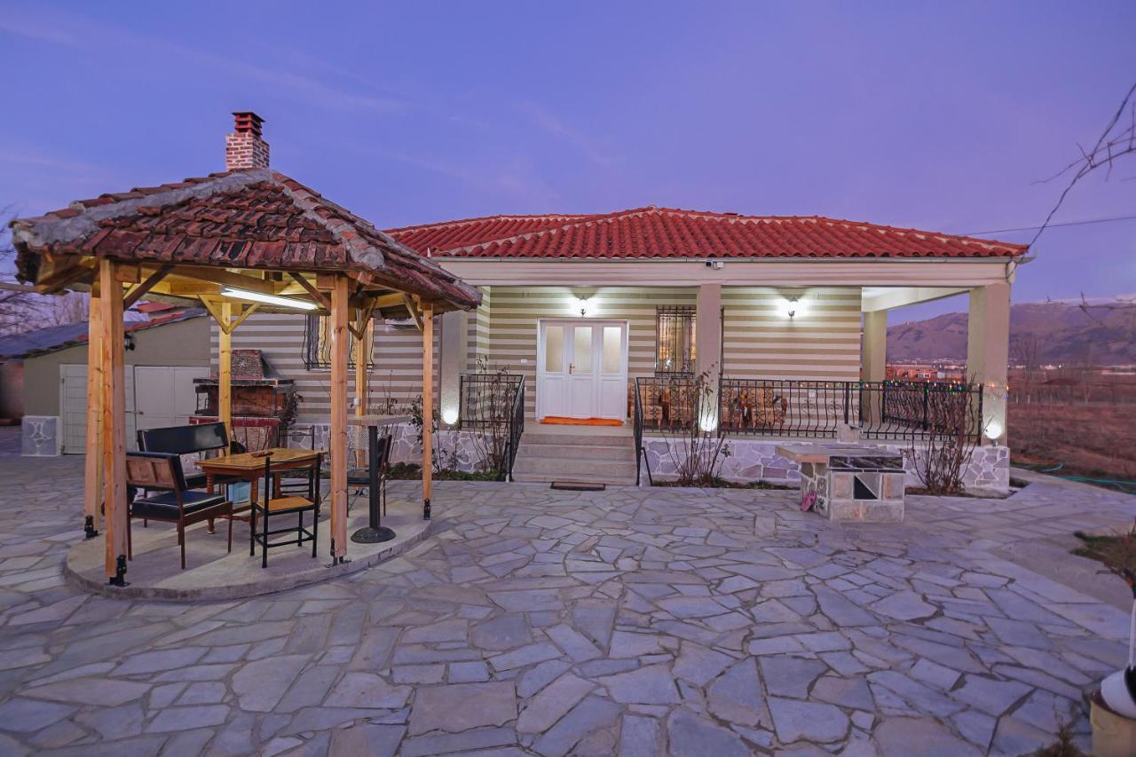 Vila 1 Korça Kültér fotó